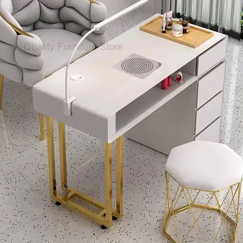 Tech Accessories Designer - المحمولة سليم مسمار مصمم التكنولوجيا الجدول