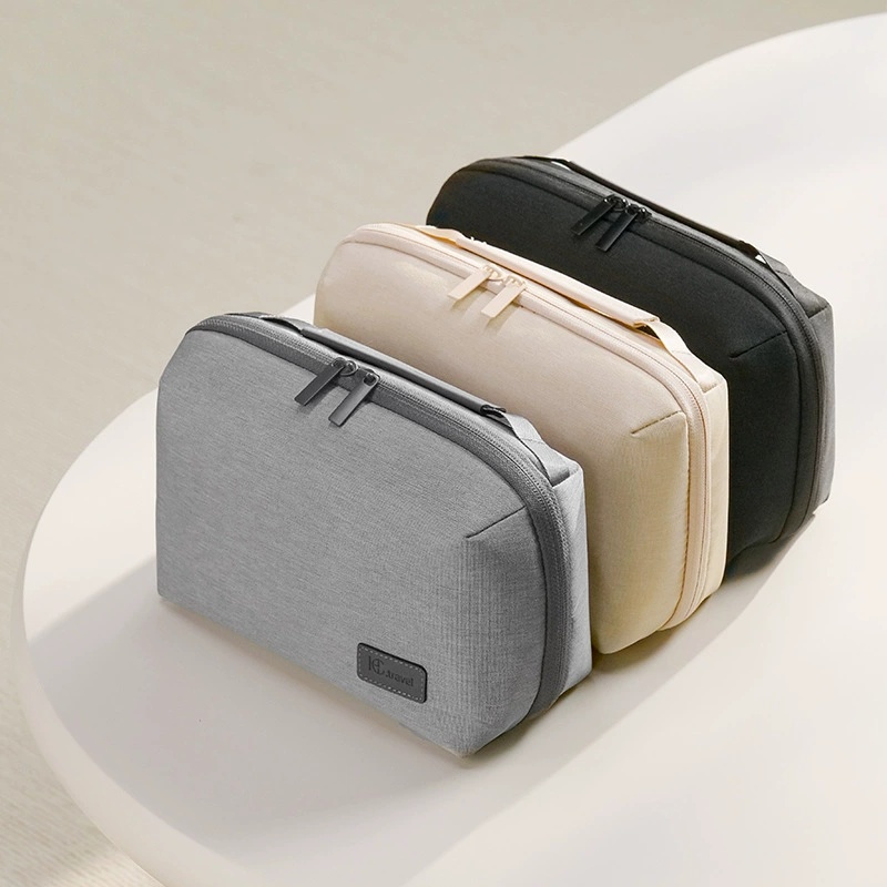 قطعة واحدة من حقيبة السفر لتنظ - مراجعة Tech Accessories Storage وسعره